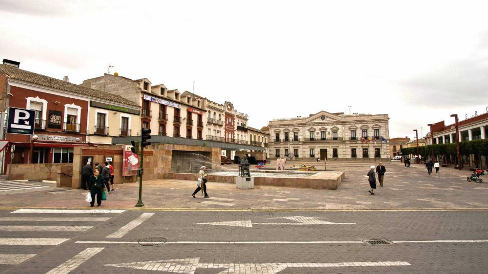 Parking en Plaza de España y Ayuntamiento de Álcazar de ...